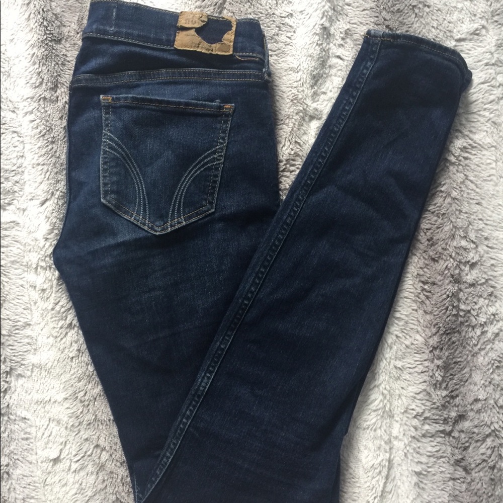 Hollister dark wash skinny jeans
